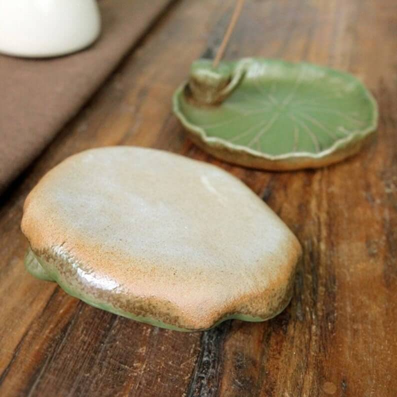 ceramic frog  frog pottery  frog incense stick holder  ceramic frog website  ceramic frog figurine