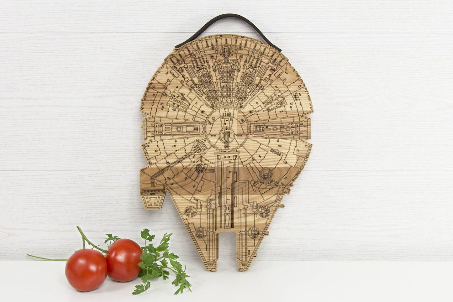 Wooden Millennium Falcon Cutting Board – Perfect Gift for Star Wars Fans, Geeky Kitchen Décor, Unique Handmade Serving Tray