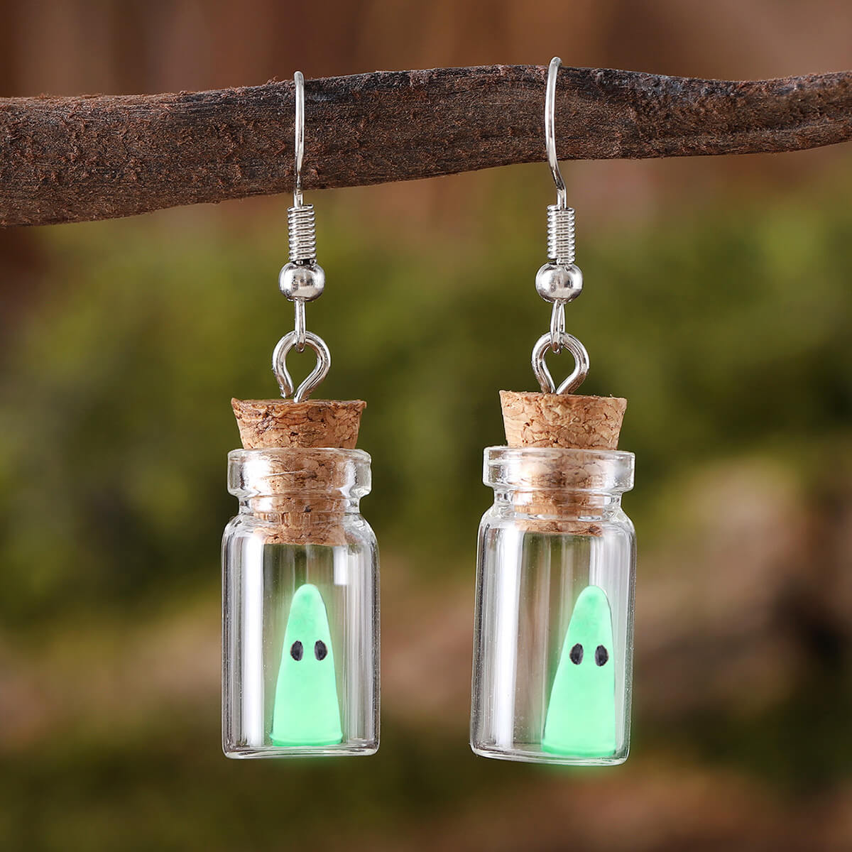 Glow-in-the-Dark Pet Ghost Necklace - Enchanting Glow Bottle Pendant for Pet Lovers