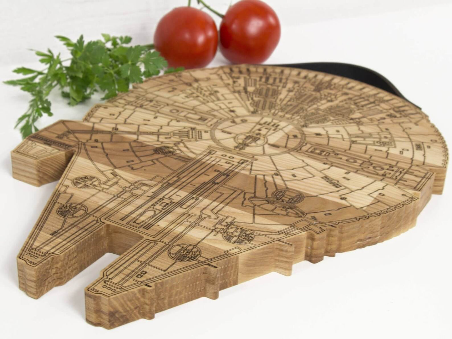 Wooden Millennium Falcon Cutting Board – Perfect Gift for Star Wars Fans, Geeky Kitchen Décor, Unique Handmade Serving Tray