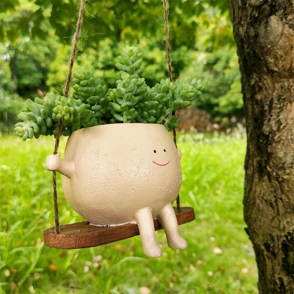 Adorable Swing Face Pot