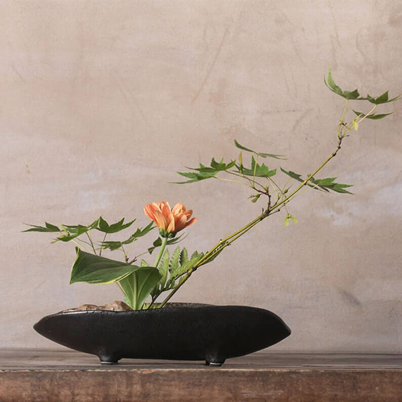 ceramic vase  pottery vase   japanese ceramic  japan pottery  ikebana vase  ceramic vase  ceramic flower vase  black ceramic vase